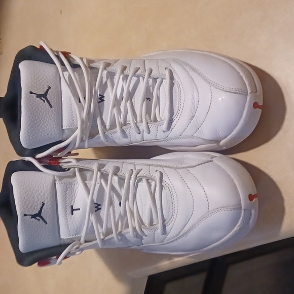 Jordan 12s - Picture 3 of 9